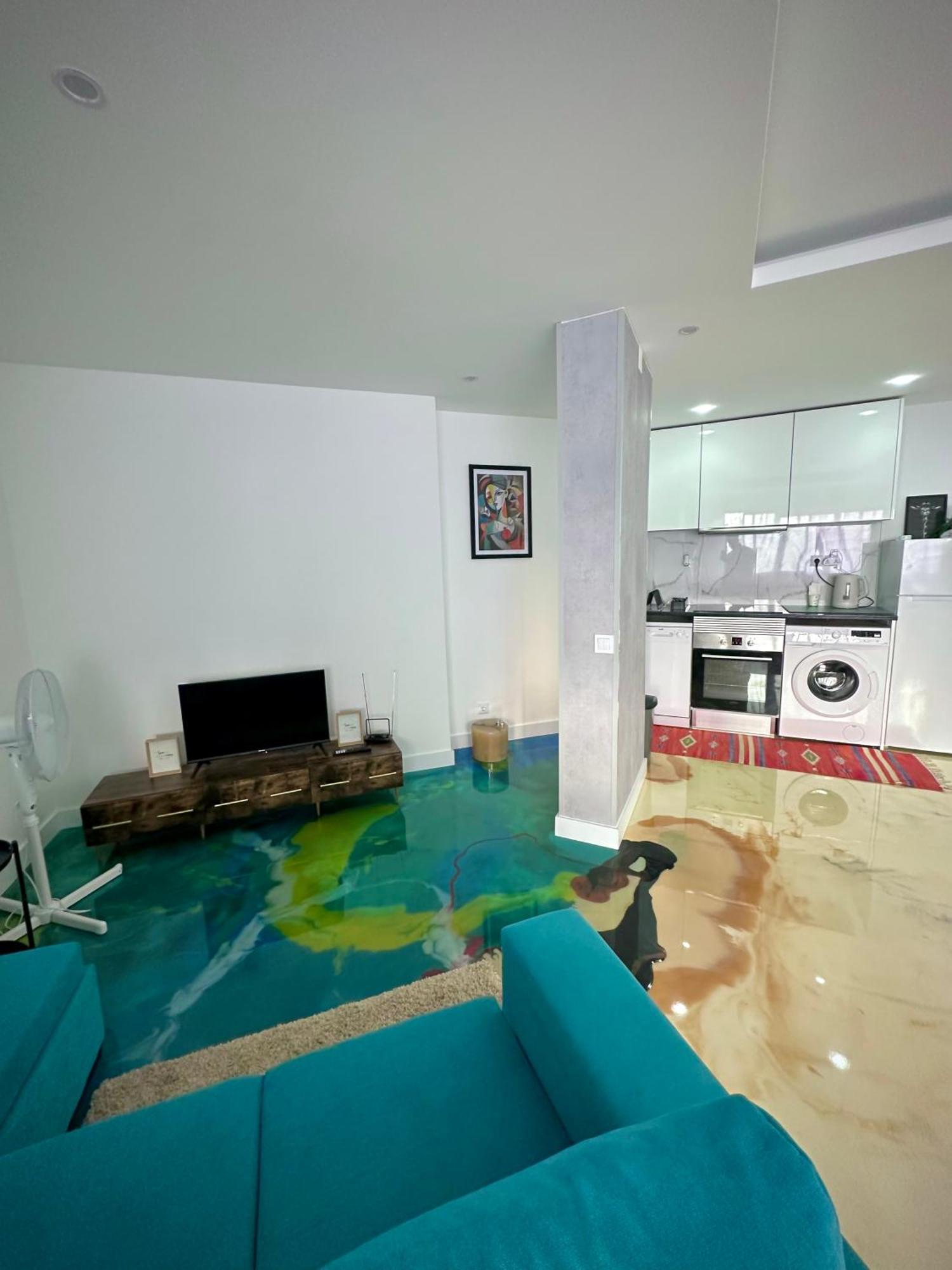 Sea View Apartment & 4 Minutes Walk To The Beach Paço de Arcos Exterior foto